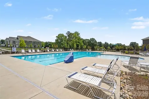 4035 Lawnview Drive Charlotte NC 28269