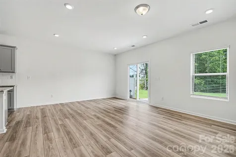 4035 Lawnview Drive Charlotte NC 28269