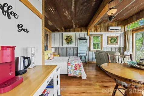 553 Paradise Mountain Road Canton NC 28716