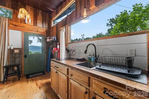 553 Paradise Mountain Road Canton NC 28716
