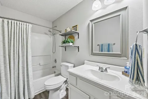 4207 Shasta Circle Clover SC 29710