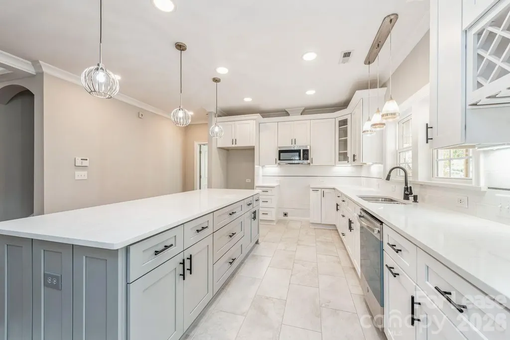 6513 Rockwell Boulevard Charlotte NC 28269