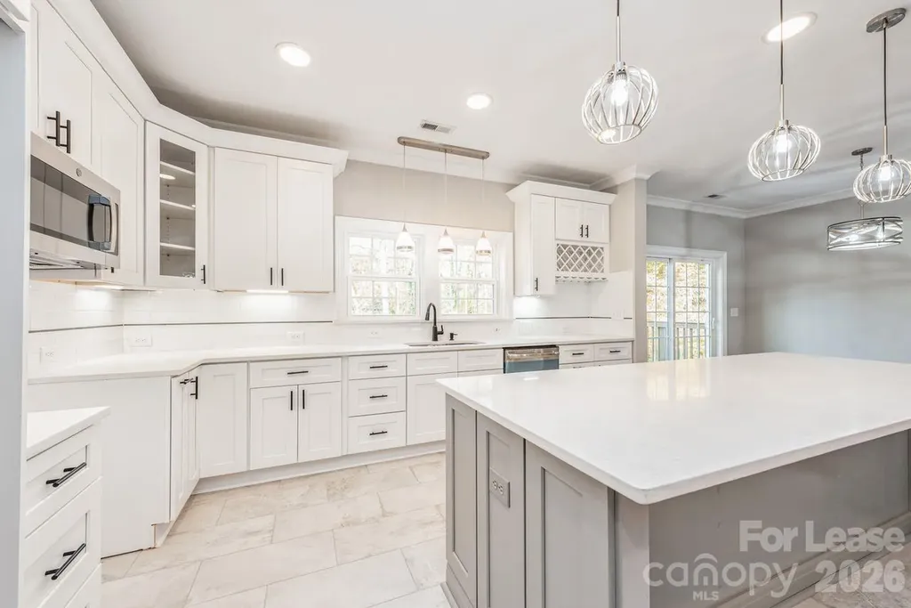 6513 Rockwell Boulevard Charlotte NC 28269