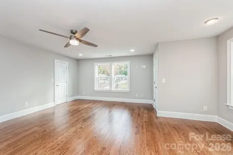 6513 Rockwell Boulevard Charlotte NC 28269