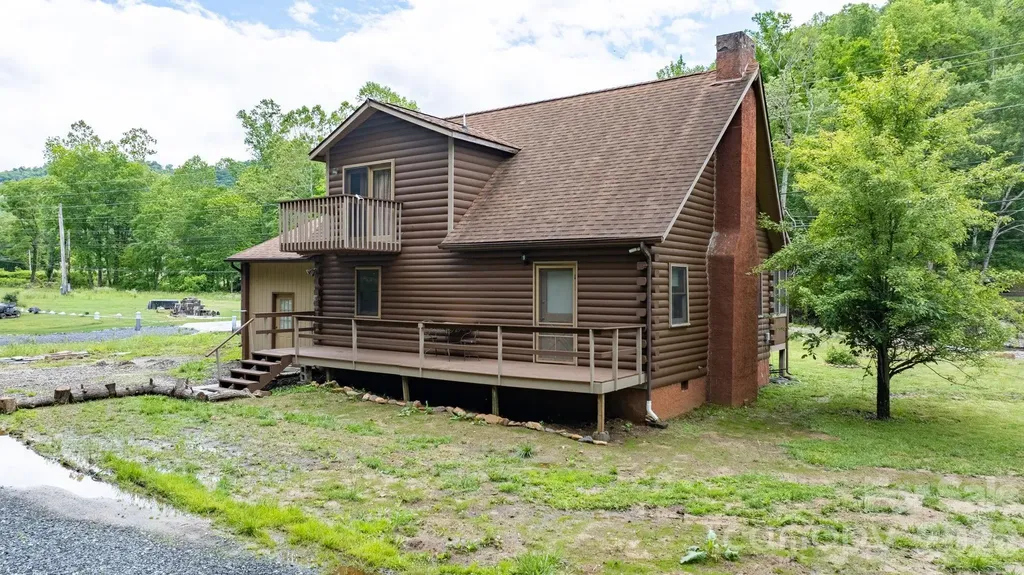 3206 Fork Mountain Road Bakersville NC 28705