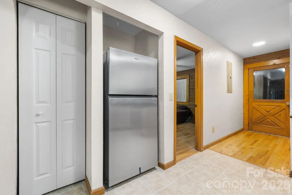 3206 Fork Mountain Road Bakersville NC 28705