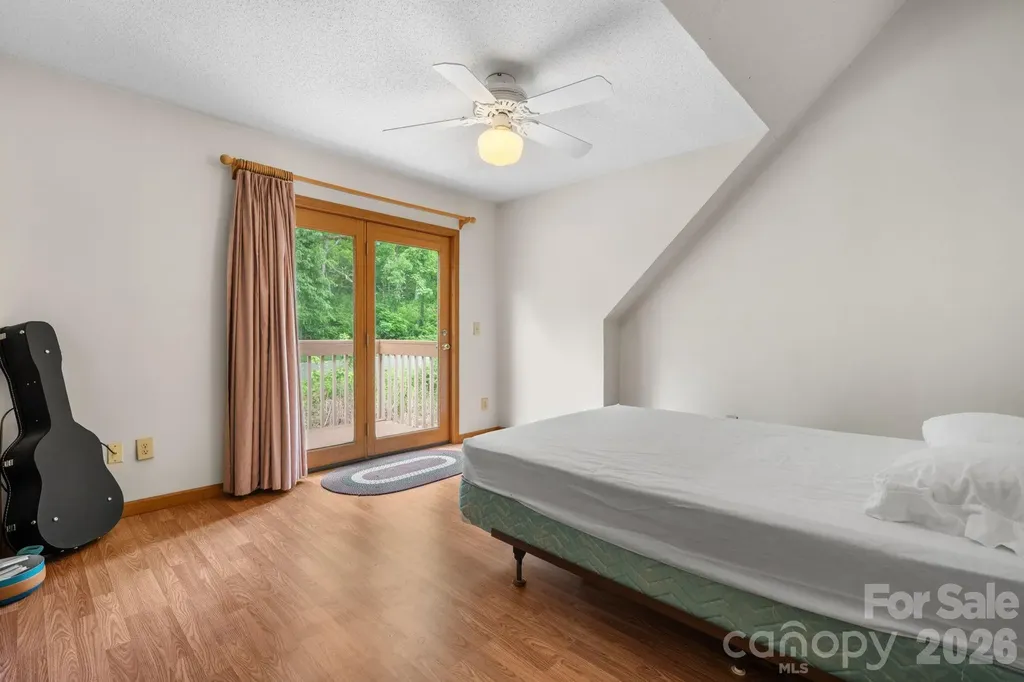 3206 Fork Mountain Road Bakersville NC 28705