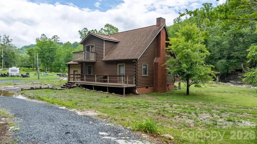 3206 Fork Mountain Road Bakersville NC 28705