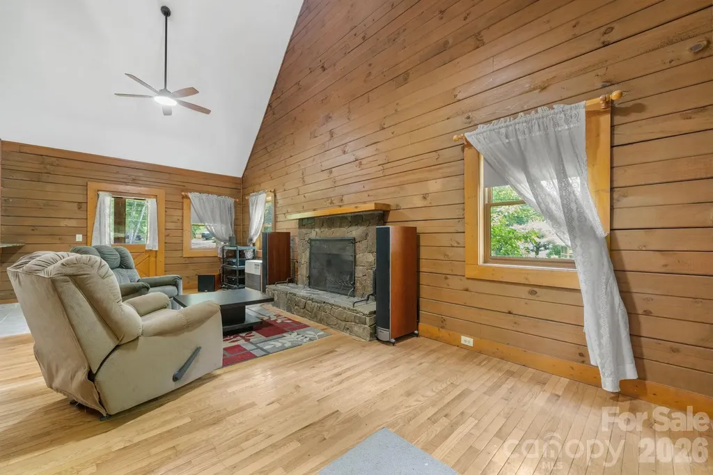 3206 Fork Mountain Road Bakersville NC 28705