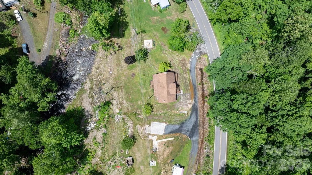 3206 Fork Mountain Road Bakersville NC 28705