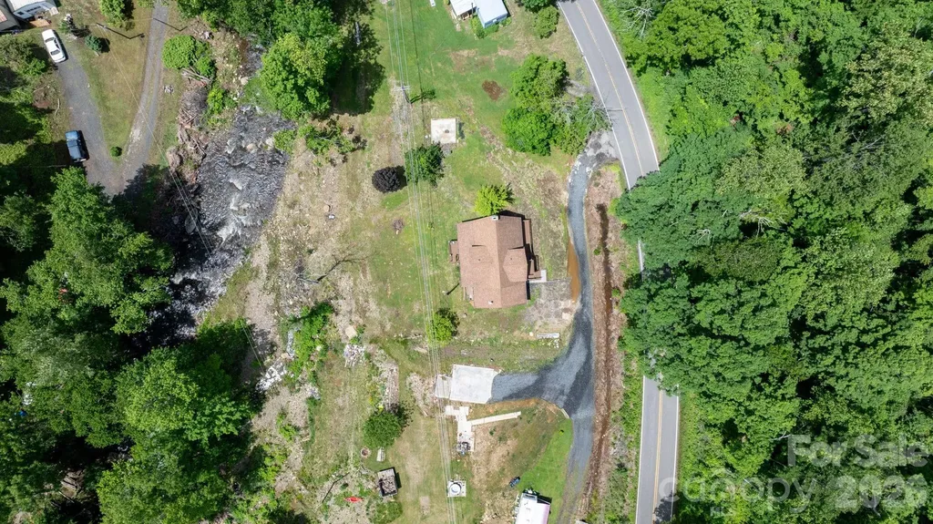 3206 Fork Mountain Road Bakersville NC 28705