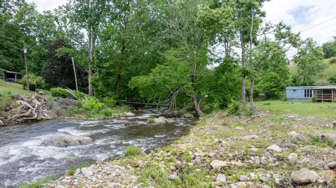 3206 Fork Mountain Road Bakersville NC 28705