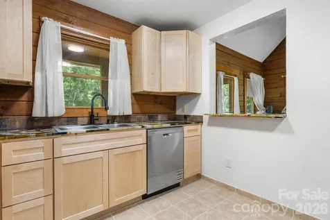 3206 Fork Mountain Road Bakersville NC 28705