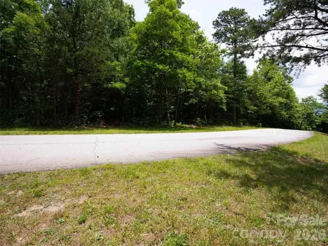 288 Eastman Place Mill Spring NC 28756