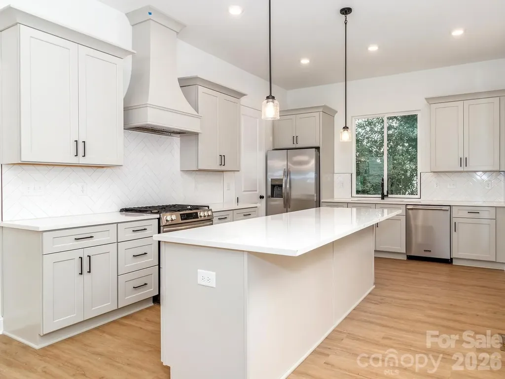 2501 Elon Street Charlotte NC 28208