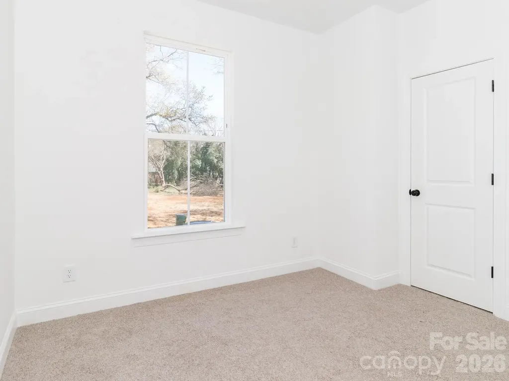 2501 Elon Street Charlotte NC 28208