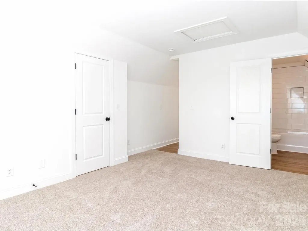 2501 Elon Street Charlotte NC 28208