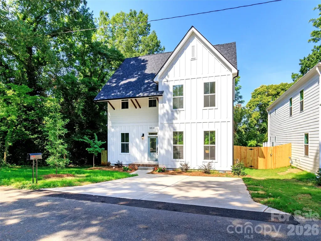 2501 Elon Street Charlotte NC 28208