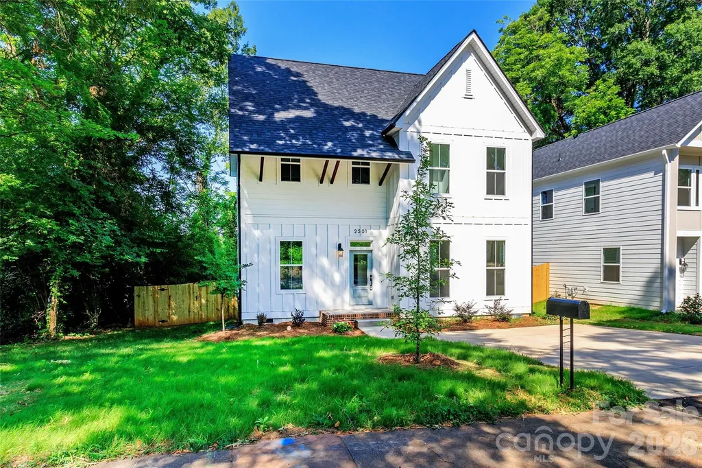 2501 Elon Street Charlotte NC 28208