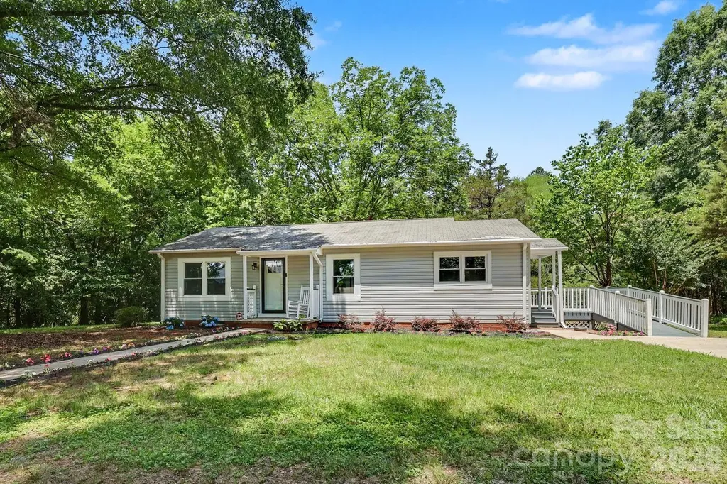 2101 Steele Street Monroe NC 28110