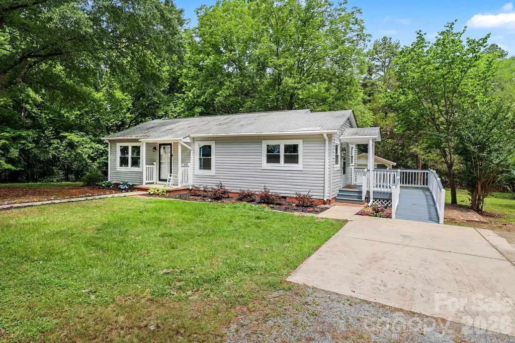 2101 Steele Street Monroe NC 28110