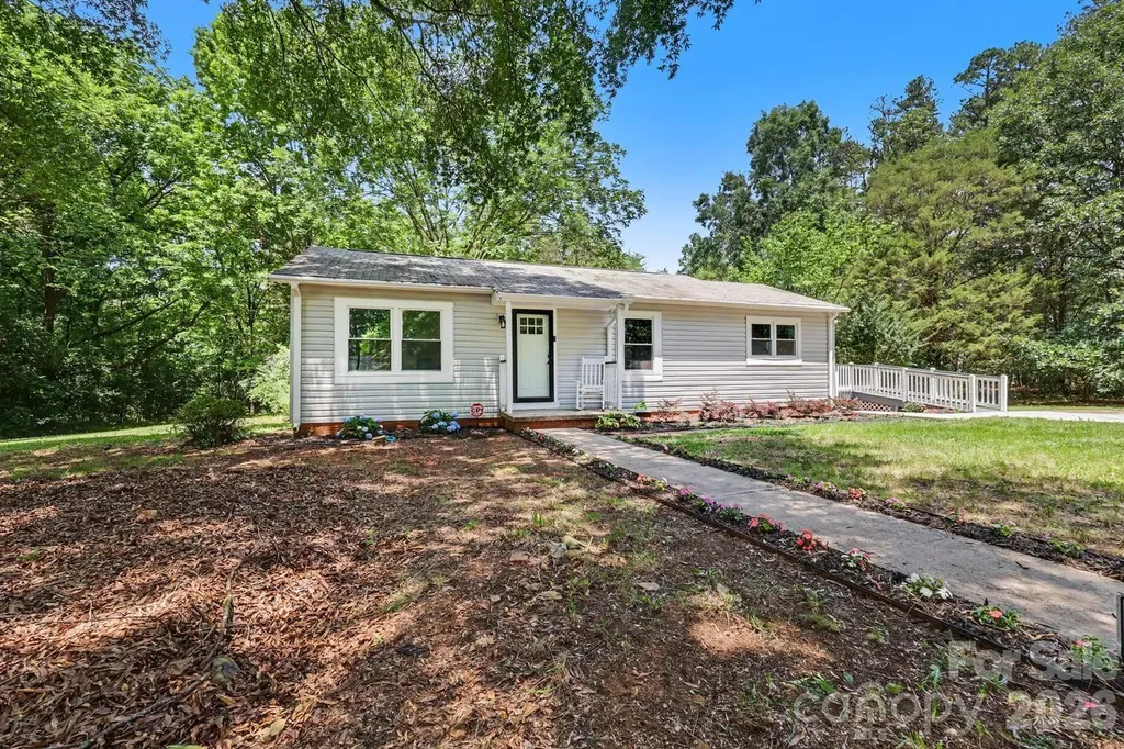 2101 Steele Street Monroe NC 28110