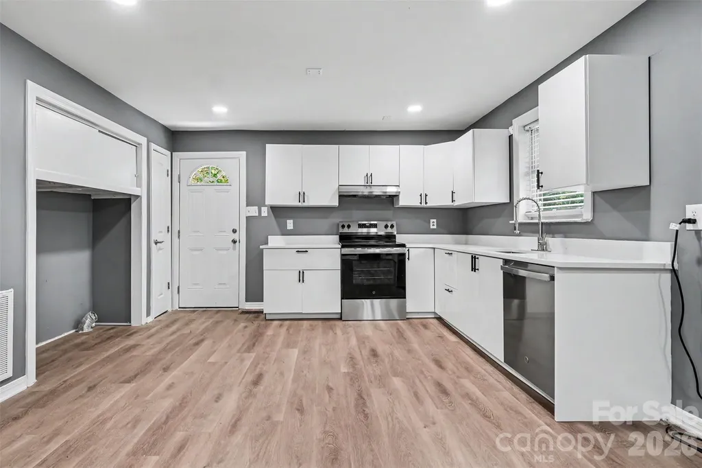 5475 Bertie Avenue Salisbury NC 28147