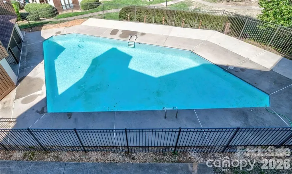 8121 Cedar Glen Drive Charlotte NC 28212