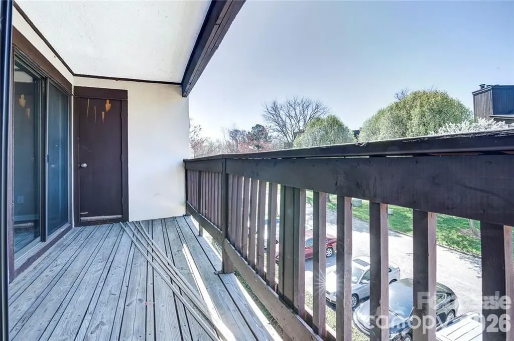 8121 Cedar Glen Drive Charlotte NC 28212
