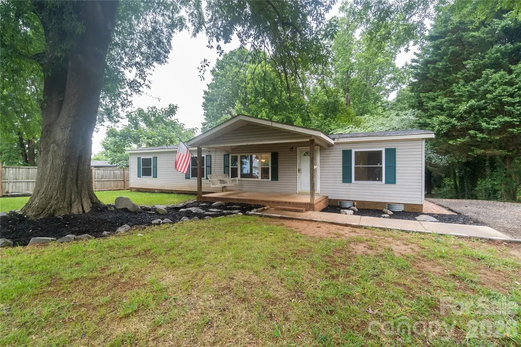 3902 Sharyn Drive Charlotte NC 28214