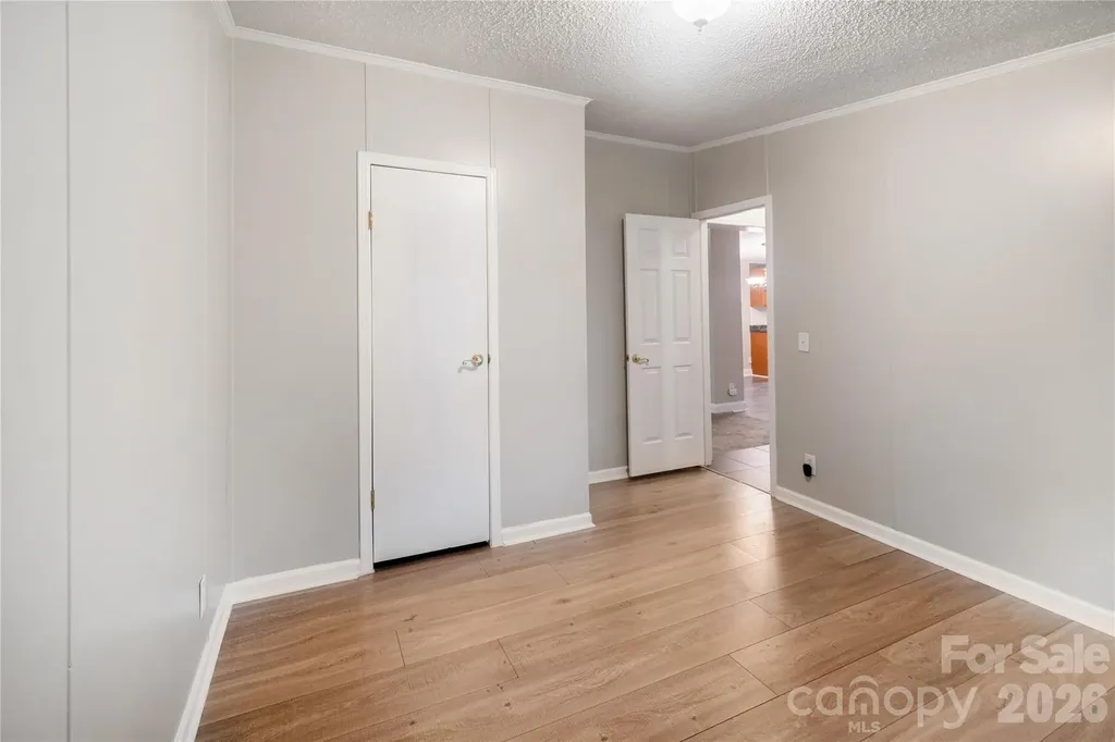 3902 Sharyn Drive Charlotte NC 28214