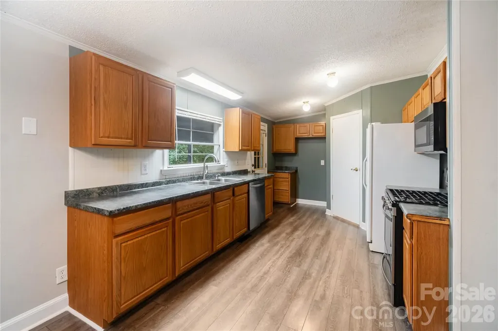 3902 Sharyn Drive Charlotte NC 28214