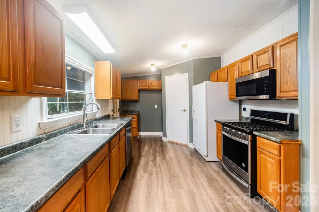 3902 Sharyn Drive Charlotte NC 28214