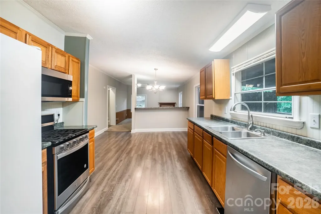 3902 Sharyn Drive Charlotte NC 28214