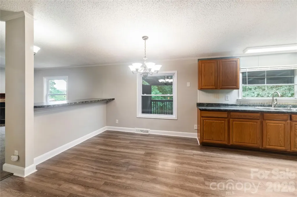 3902 Sharyn Drive Charlotte NC 28214