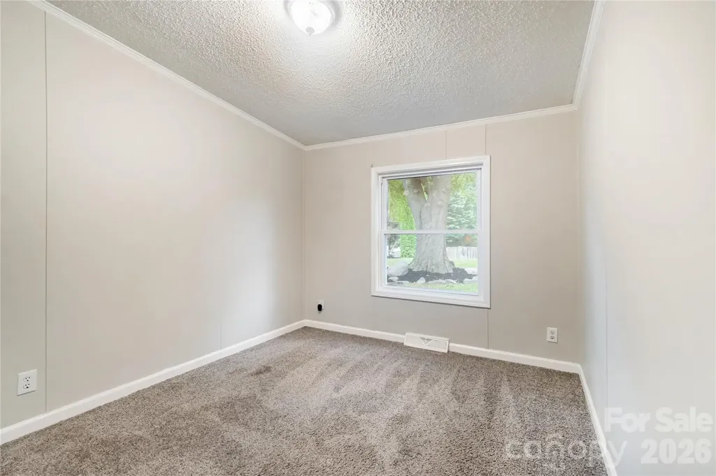 3902 Sharyn Drive Charlotte NC 28214