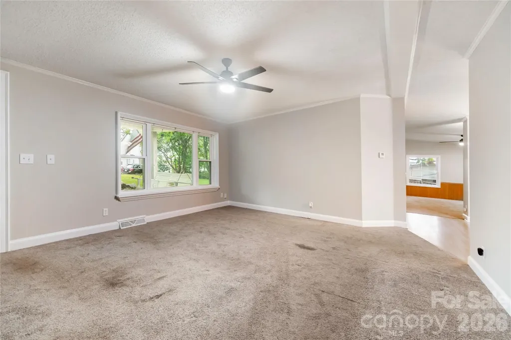 3902 Sharyn Drive Charlotte NC 28214