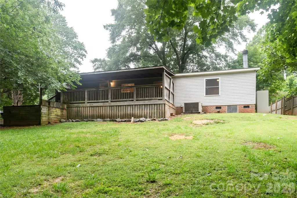 3902 Sharyn Drive Charlotte NC 28214