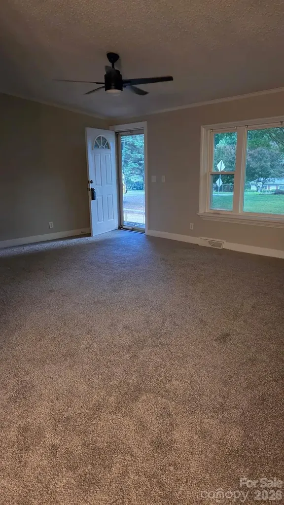 3902 Sharyn Drive Charlotte NC 28214