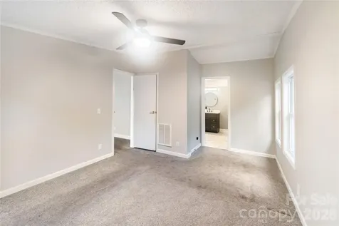3902 Sharyn Drive Charlotte NC 28214