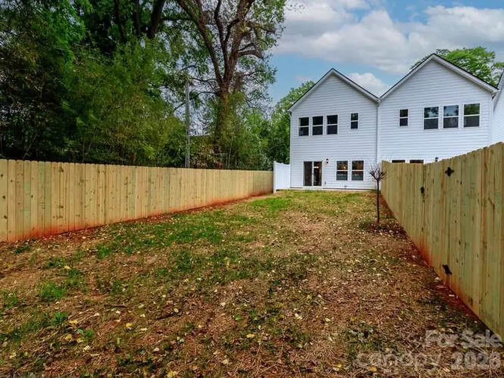 2507 Elon Street Charlotte NC 28208