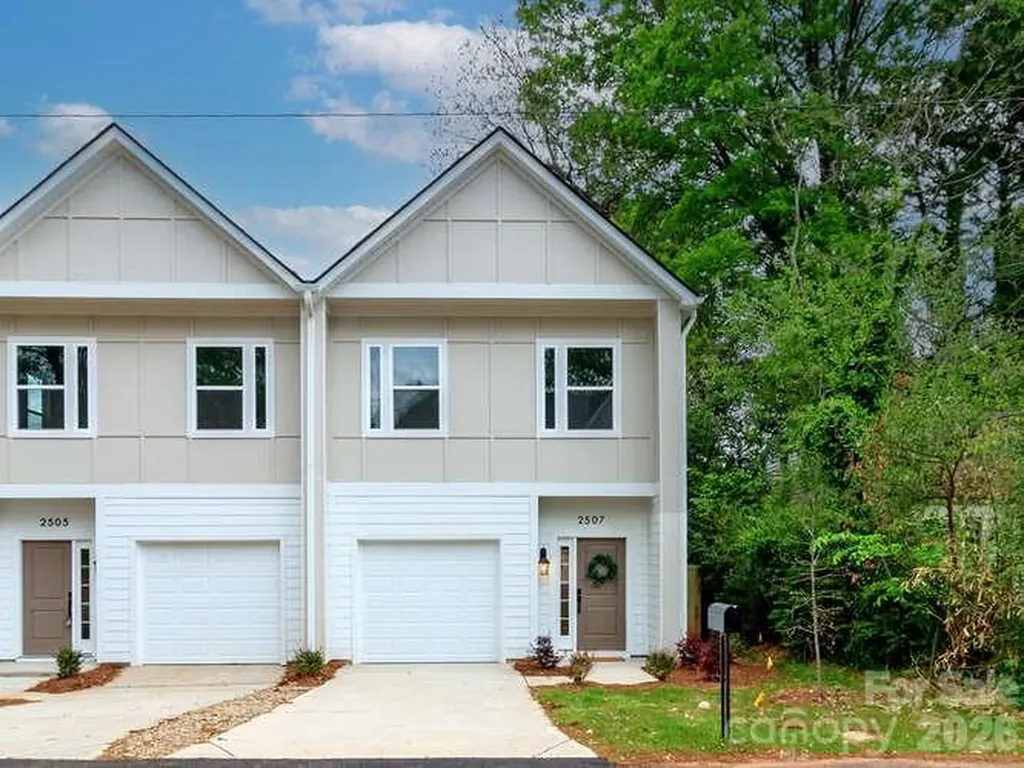 2507 Elon Street Charlotte NC 28208