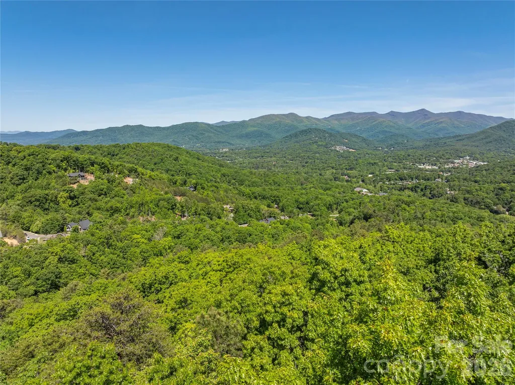 146 Settings Boulevard Black Mountain NC 28711