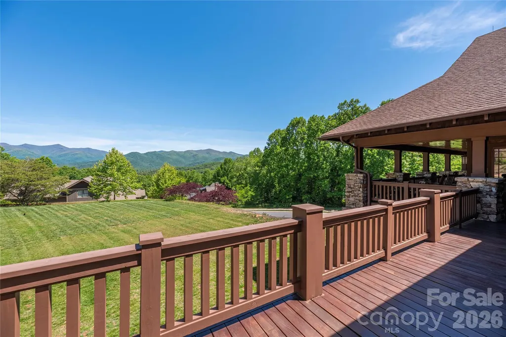 146 Settings Boulevard Black Mountain NC 28711
