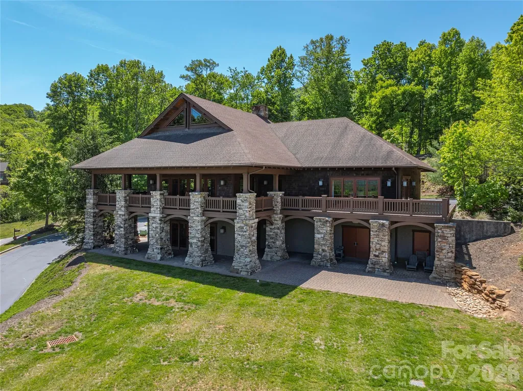 146 Settings Boulevard Black Mountain NC 28711