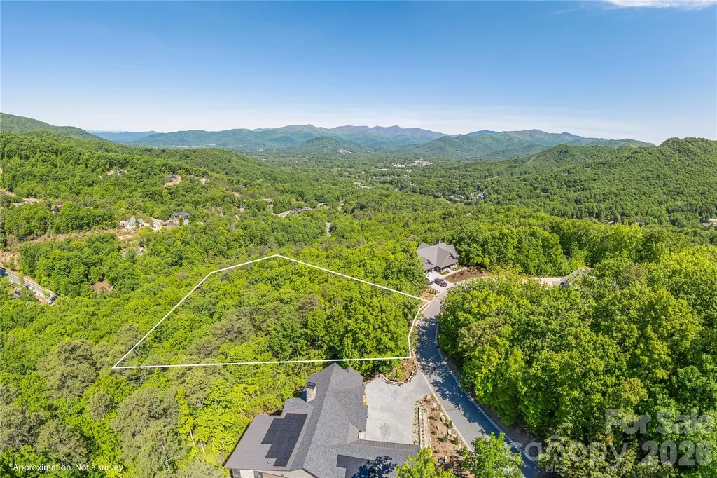 146 Settings Boulevard Black Mountain NC 28711