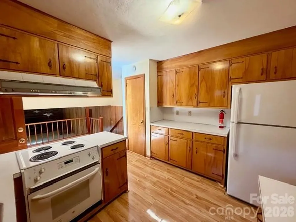 845 Cherokee Place SW Lenoir NC 28645