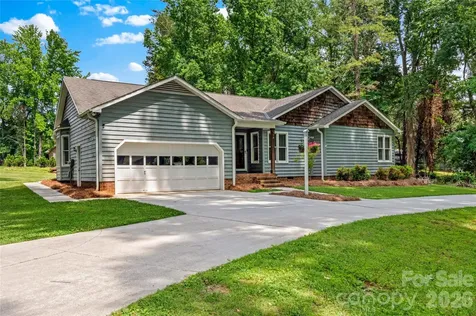 168 Whitehead Drive Advance NC 27006