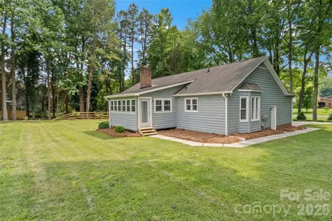 168 Whitehead Drive Advance NC 27006