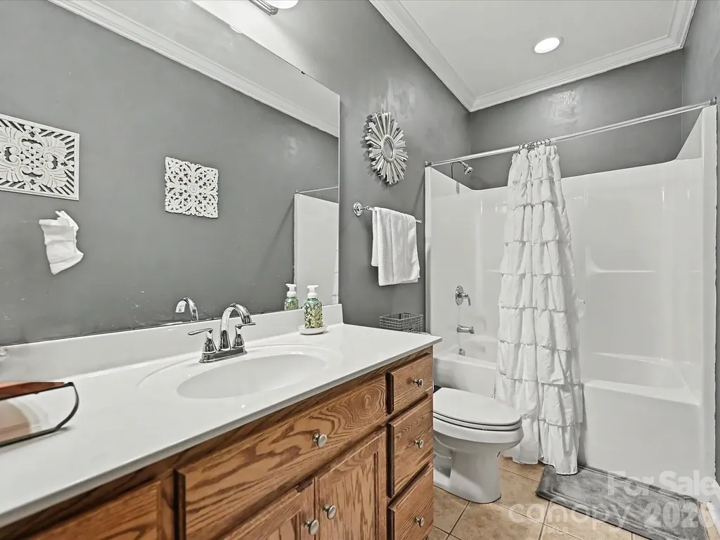 261 Ford Street Harrisburg NC 28075